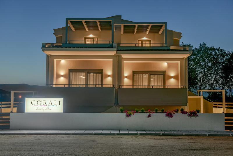 Corali Luxury Villas อิเอริสโซส ภายนอก รูปภาพ